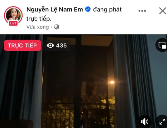 “Lạnh người” khi Nam Em livestream trèo ban công giữa đêm