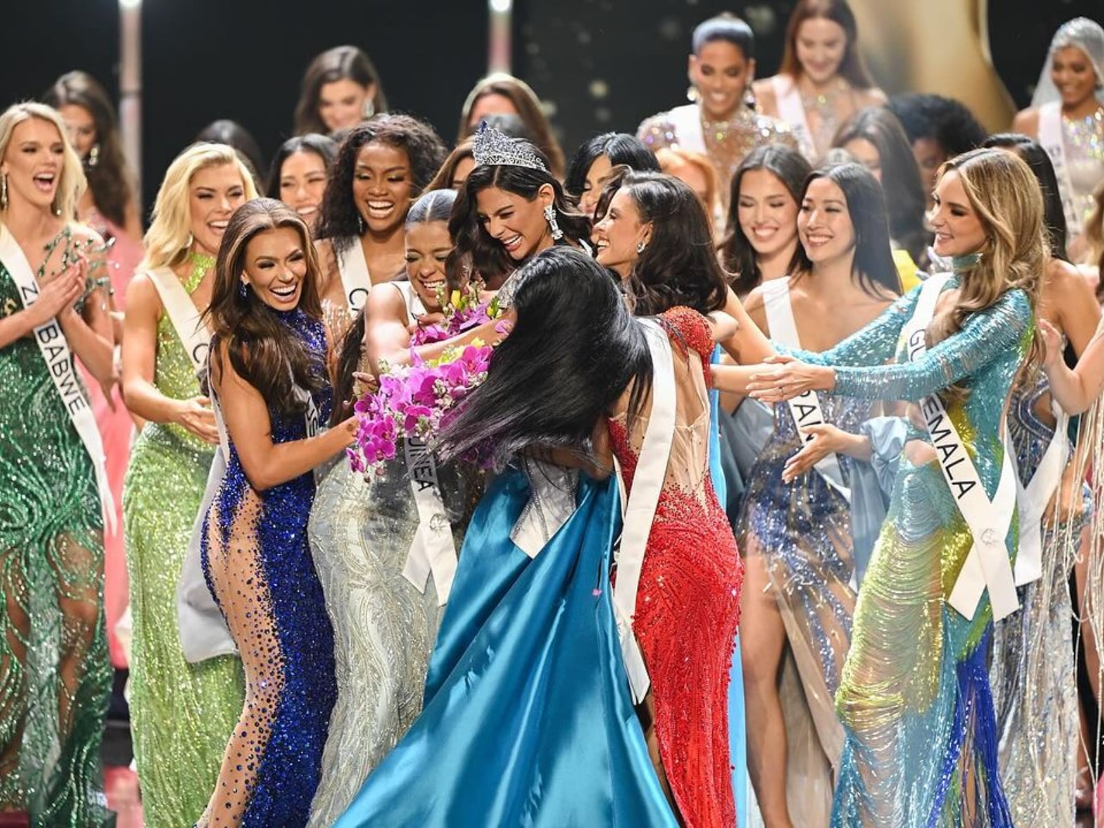 HAI Á HẬU QUỐC TẾ BỎ DANH HIỆU ĐỂ ĐẾN MISS UNIVERSE