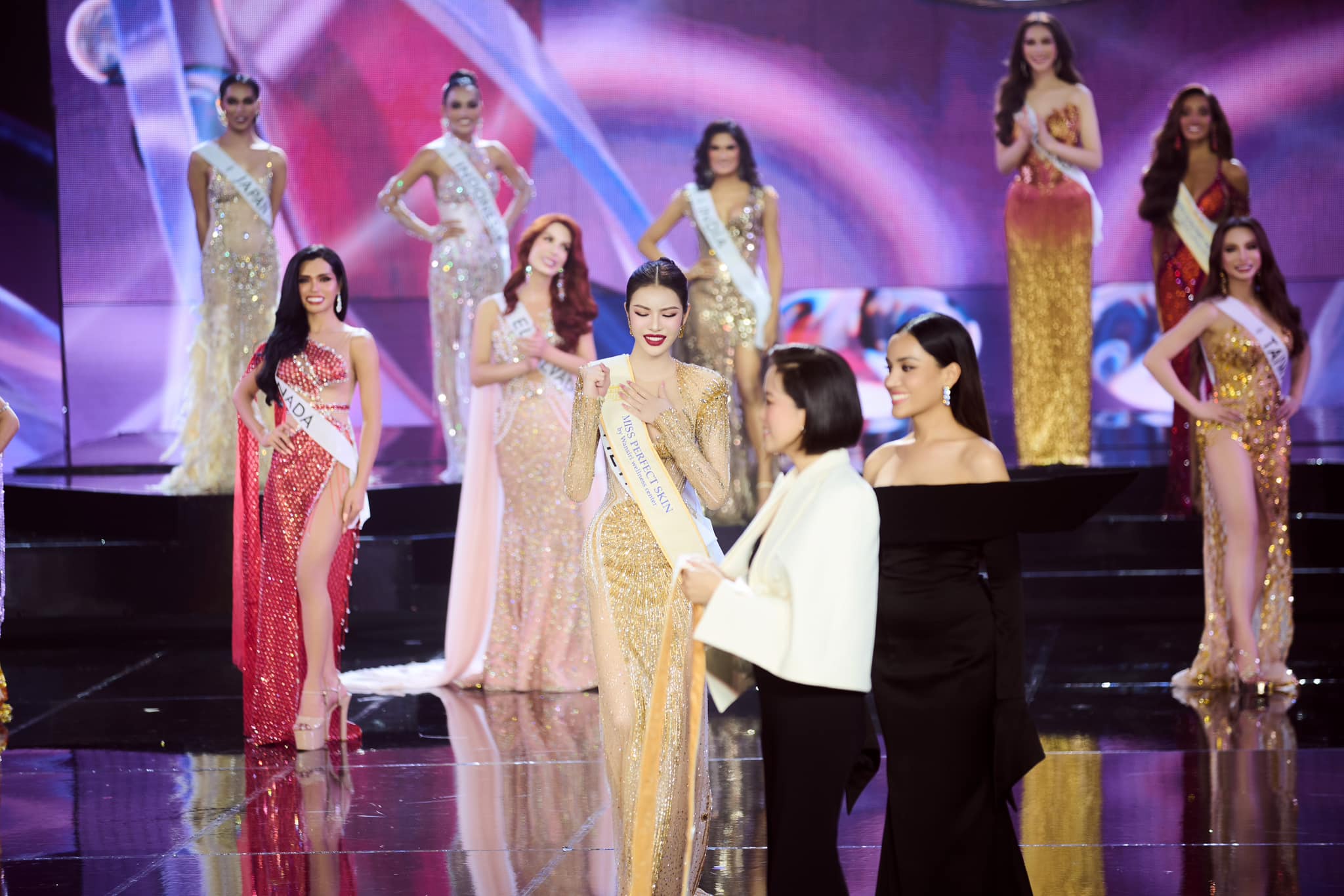 Á HẬU TƯỜNG SAN CHÍNH THỨC VÀO TOP 12 MISS INTERNATIONAL QUEEN 2024